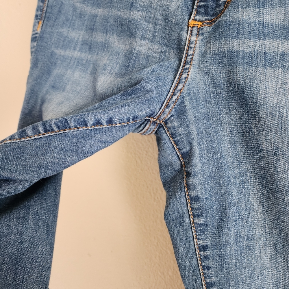 Universal Thread Light Blue Skinny Jeans - Picture 5 of 8